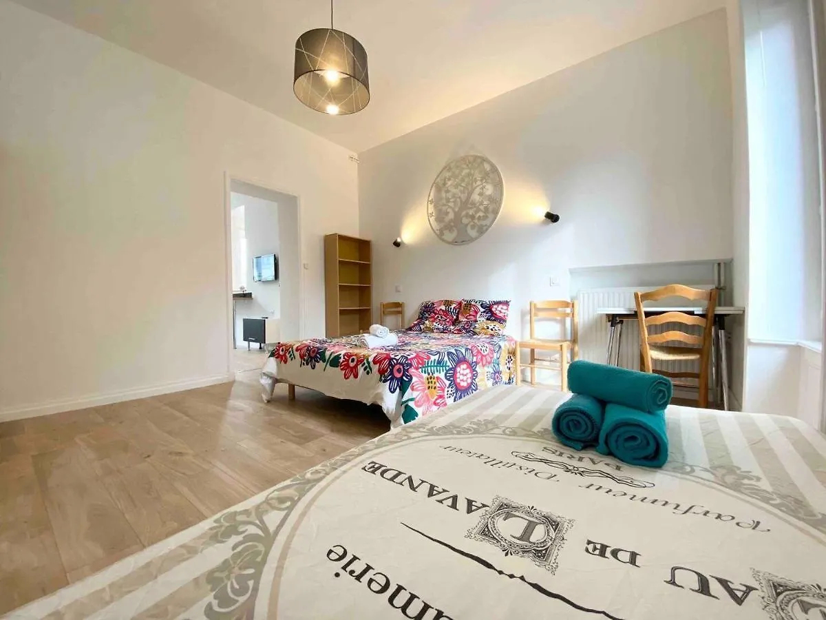 Le Deco - Confort - Wifi - Luminosite - Entre Gare Et Centre Quimper